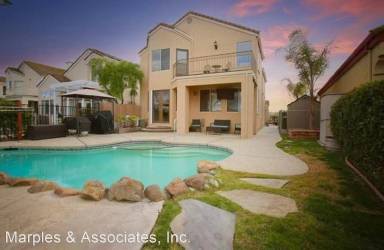 Main picture of 2691 Cherry Hills Dr