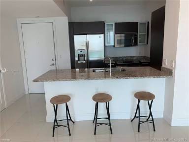 Main picture of The Plaza On Brickell