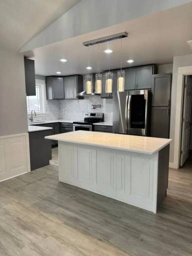 Main picture of 9308 Tieton Dr
