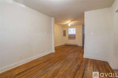 Main picture of 2807 Barton Ave