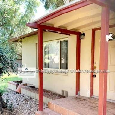 Main picture of 2501 Carmichael Way