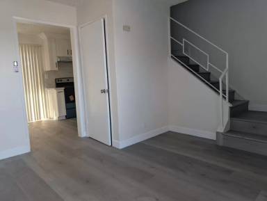 Main picture of 817 N Stimson Ave