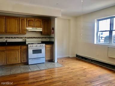 Main picture of 950 Summit Ave