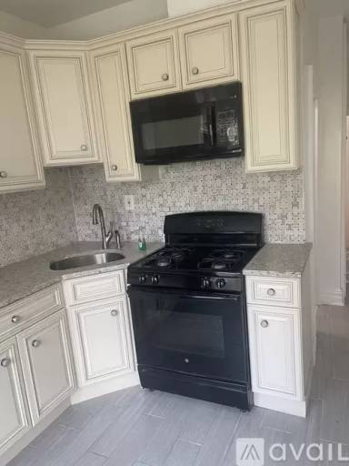 Main picture of 71 Audubon Ave