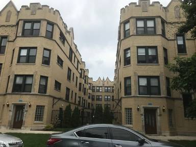 Main picture of 6612 S Kenwood Ave
