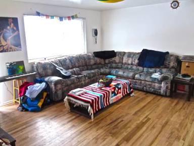 Main picture of 3235 Euclid Ave