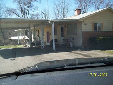 Main picture of G3209 W Court St