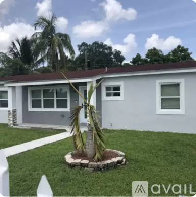 Main picture of 15620 NW 27th Pl
