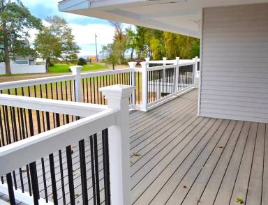 Main picture of 131 Cosey Beach Ave