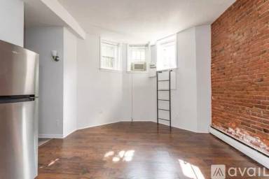 Main picture of 179 Saint Botolph St