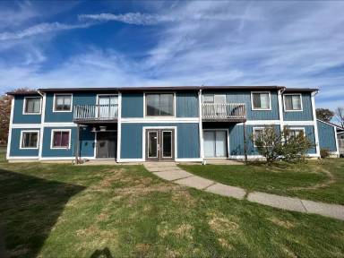 Main picture of One Oak Place Apartments