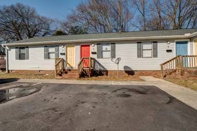 Main picture of 324 Lexington St