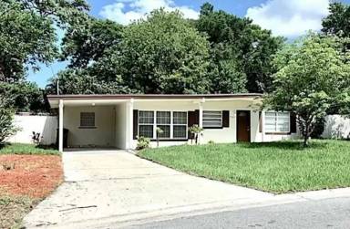 Main picture of 702 Malcom Rd