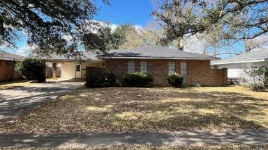 Main picture of 144 Lee St