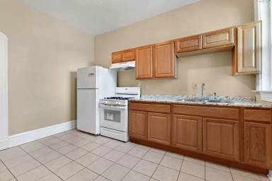 Main picture of 5130 Kensington Ave