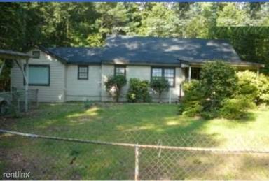 Main picture of 5914 Cooks Rd SE