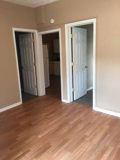 Main picture of 637 14th St