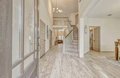 Main picture of 127 Teralyn Dr