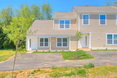 Main picture of 200 Amber Cir NW