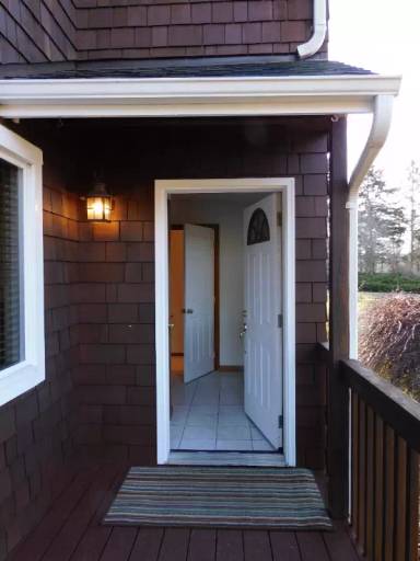 Main picture of 212 Huntingford St