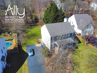 Main picture of 1236 Raintree Dr