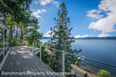Main picture of 2233 S Silver Beach Rd