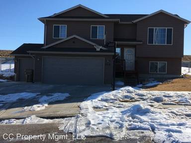 Main picture of 302 Bear Tooth Dr