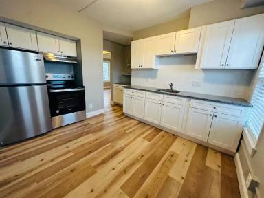 Main picture of 47 Cross St