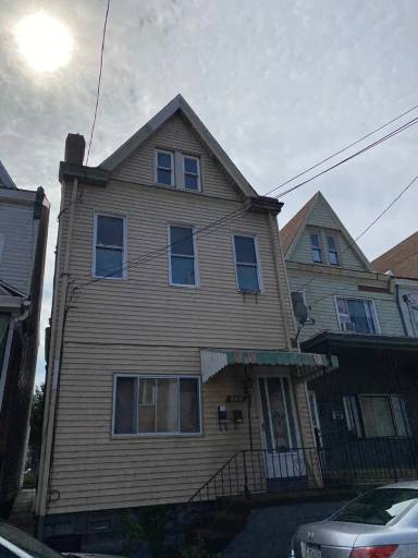 Main picture of 237 Ella St
