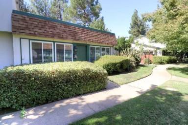 Main picture of 8891 Salmon Falls Dr