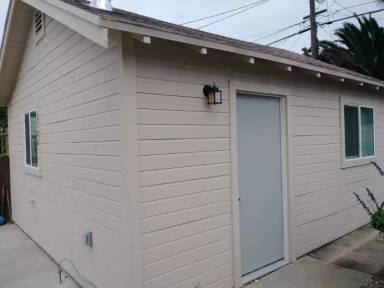 Main picture of 2706 W 74th St