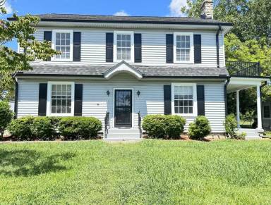 Main picture of 113 E Atlantic St