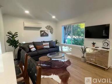 Main picture of 4623 W Catalpa Dr