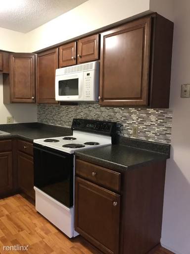 Main picture of 634 W Foulke Ave