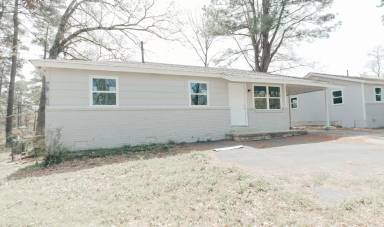 Main picture of 6915 Redwood Dr