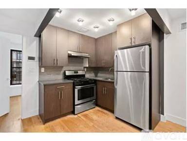 Main picture of 179 Pulaski St