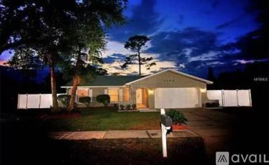 Main picture of 3102 Shady Pine Ave