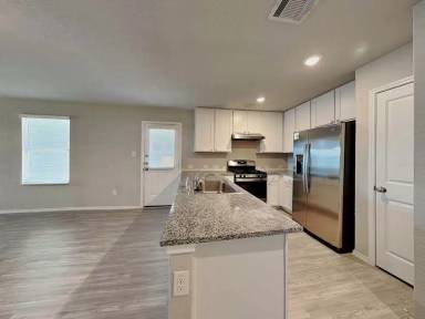 Main picture of 10518 Varmus Dr