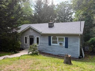 Main picture of 34 Crestwood Trl
