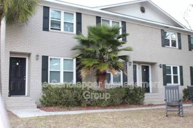 Main picture of 21 S Anderson Ave