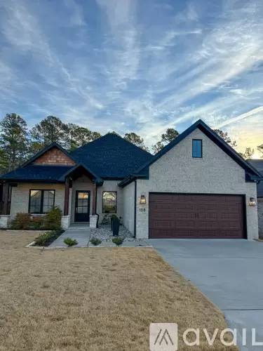Main picture of 108 Copper Cir