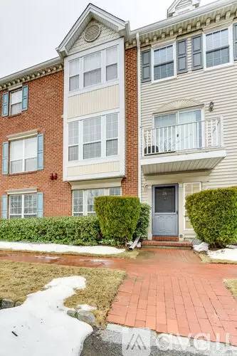Main picture of 26 Cedar St