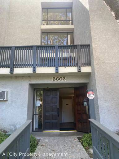 Main picture of 3603 W Hidden Ln