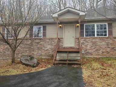 Main picture of 141 Buck Ridge Dr