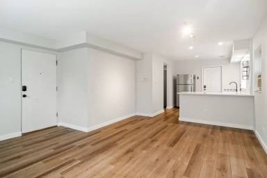 Main picture of 332 N Smith St