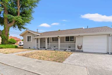 Main picture of 14700 Pansy St