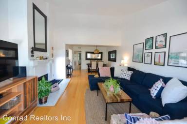 Main picture of 24116 Paseo Corona