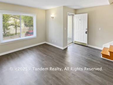 Main picture of 4958 Edmondson Pike