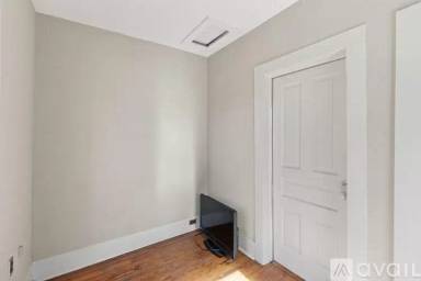 Main picture of 1403 Peach Ave
