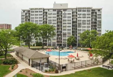 Main picture of Highland Towers Condo